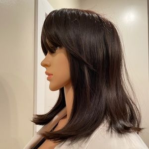 NWT 13” rich classic brown, middle part bangs wig